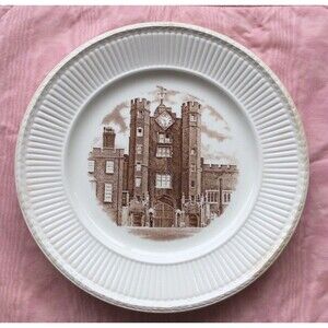 Wedgwood Plate Old London Views- St. James Palace 1941- 1st Edition